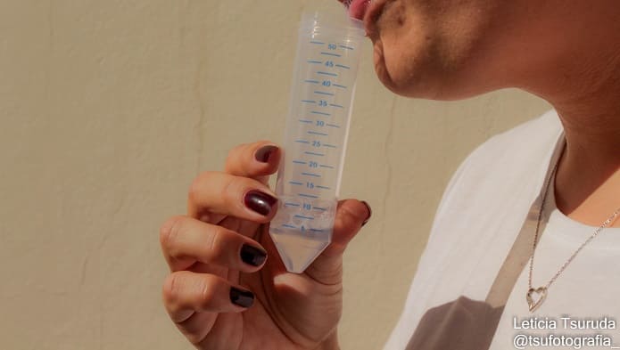 auto teste saliva coronavirus